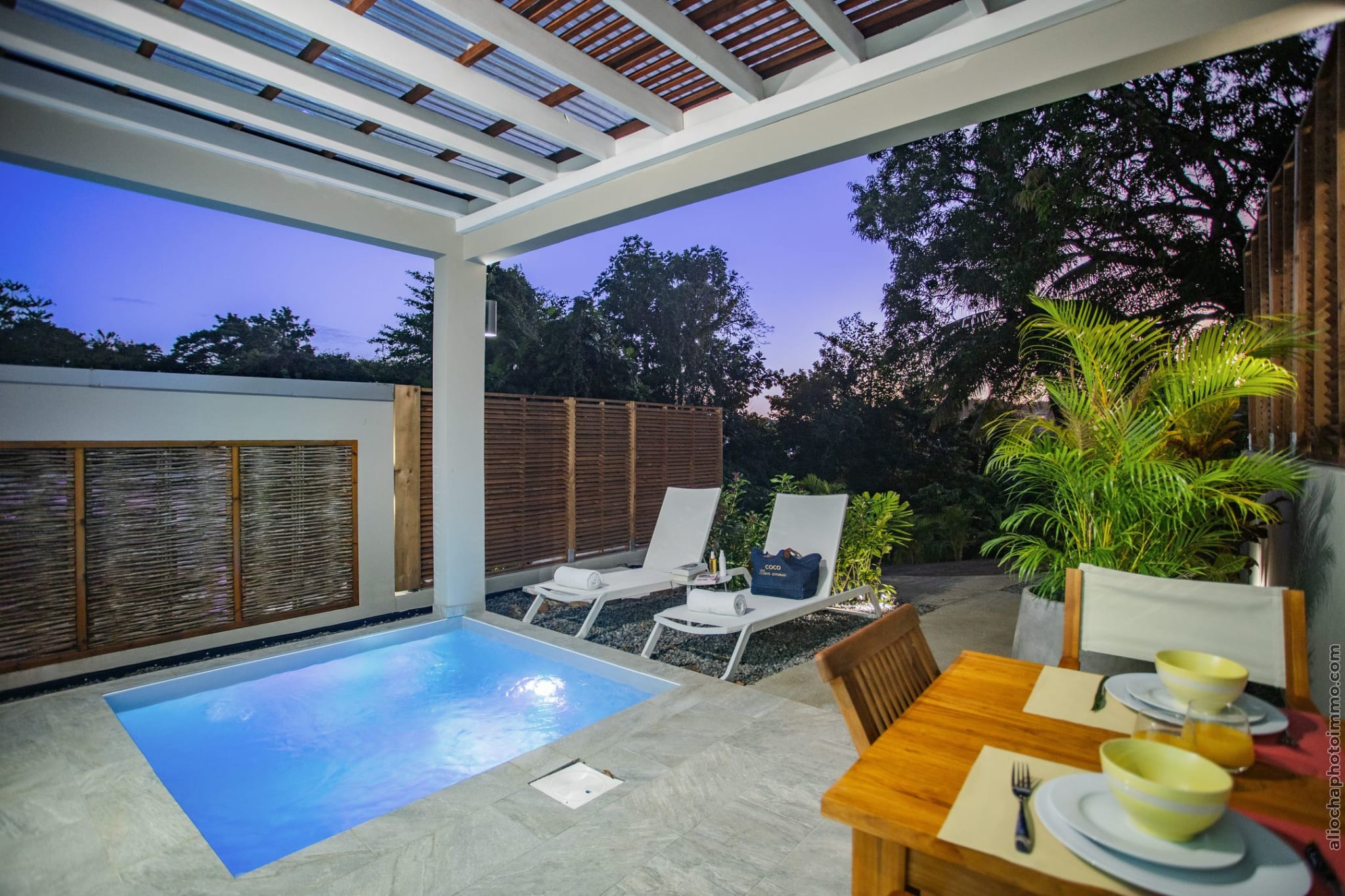 Kabane mit Privatpool